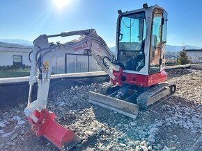 Takeuchi TB325R - 9