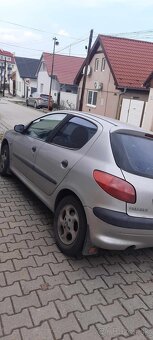 Peugeot 206 1.6 benzín - 9