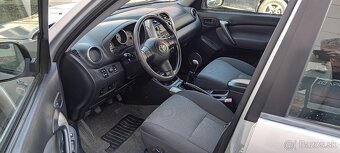 Toyota RAV4 2.0 D-4D - 9