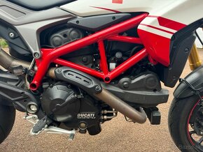 Ducati Hypermotard 939SP - 9