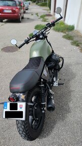 Moto Guzzi V7 III Stone - 9