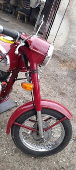 Jawa 250/592 - 9