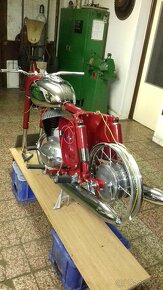 Jawa 250 - 9