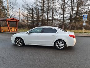 Peugeot 508 Hybrid 4x4 - 9