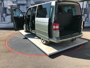 Volkswagen Multivan 2.5TDI, 96KW, 7 MÍST - 9