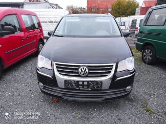 Volkswagen Touran 2.0TDI.2008r. - 9