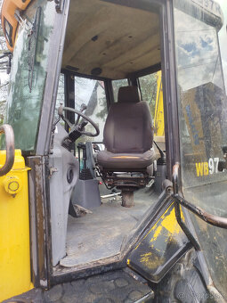 Komatsu WB97R bager , traktorbager - 9