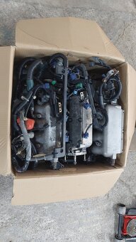 Na diely Honda K20A2 plus karoseria EP3 viac farieb - 9