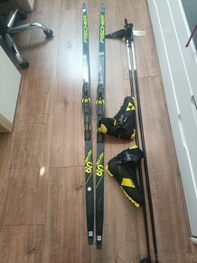 Predám bežky, obuv a palice na skate techniku - 9