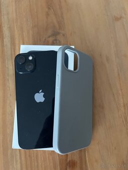 iPhone 13 Midnight 128GB - 9