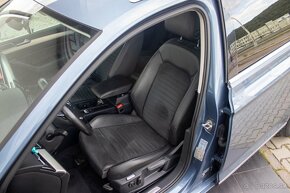 Volkswagen Passat Variant 2.0 TDI Highline DSG - 9