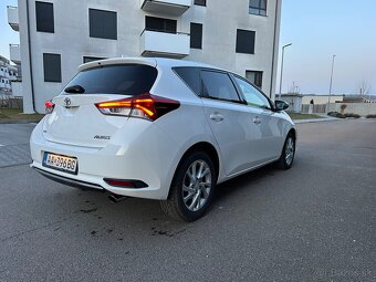 Toyota Auris - 9