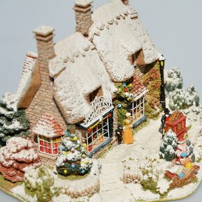 Vianočný Lilliput Lane - domček, miniatúra - Hračkárstvo - 9