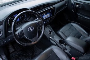 Toyota Auris 1.8 Hybrid e-CVT Active - 9