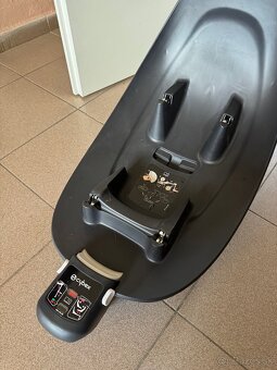 Vajíčko a isofix Cybex - 9