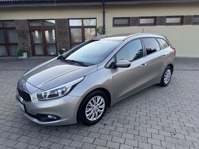 Kia Ceed 1.6 GDI - 9