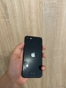 Predám iPhone SE 2020 64GB - 9