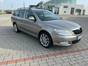 Škoda Octavia 2 Combi, FL, 2.0TDI, Family, 2012, TOP STAV - 9