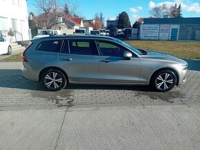 Volvo V60 D3 Momentum AUT DPH - 9