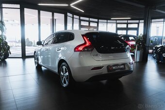 Volvo V40 T2 Momentum PRO 1.5L 122k - 9