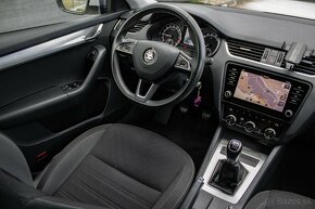 Škoda Octavia Combi 2.0 TDI - 9