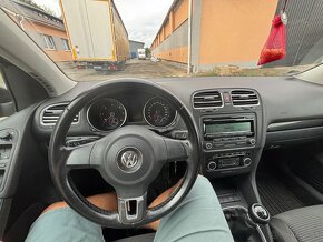 VW Golf VI 1.6 TDI - 9