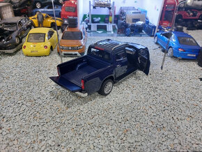 model auta Mercedes Benz X Class od NOREV 1:18 - 9