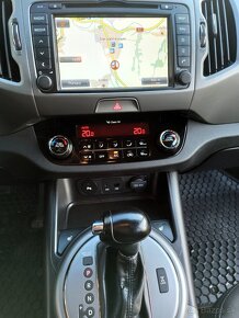 Kia Sportage 2.0 CRDi 4x4 2014 - 9