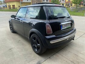 Mini Cooper One 1.6i benzín 85kw 2003 ZNÍŽENÁ CENA - 9