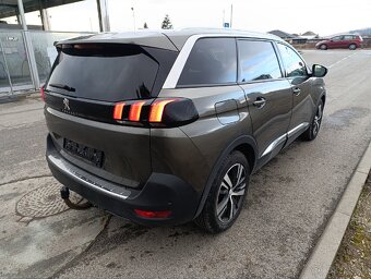 Peugeot 5008 1.5 HDi - 9