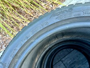 Zimní pneu Michelin Alpin 5 - 205/45r17 ( 6-7mm ) 4ks - 9