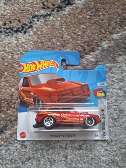 Hot wheels mix autíčok 1. - 9