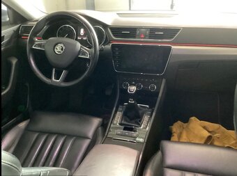 Skoda Superb 1.4 TSI ACT Style - 9