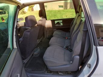 Volkswagen Sharan 1, 9 TDI 7 Miestne - 9