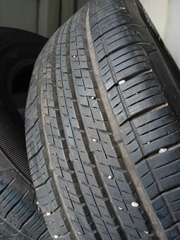 225/65R17 M+S Continental - 9