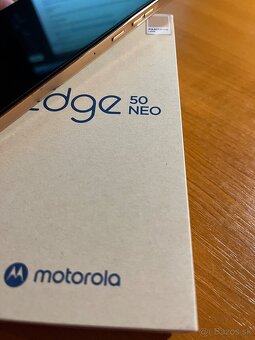 Motorola edge 50 neo - 9