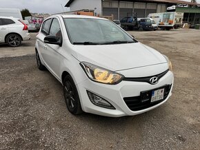 Hyundai i20 1.25 benzín - 9