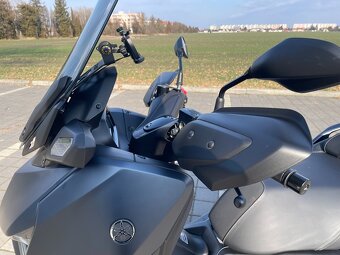 Yamaha Xmax 125 REZERVOVANÉ - 9