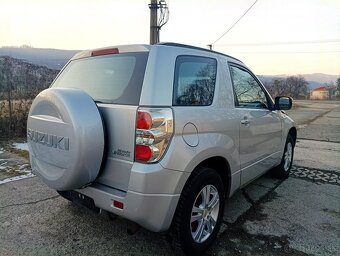 Suzuki Grand Vitara 1.9 DDIS 4x4 Model 2012 - 9