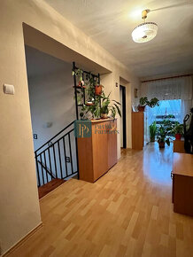 Predaj 6 izbový RD, Chrenová, 750m2 pozemok,všetky IS - 9