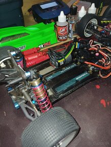 Rc Buggy Model 1:10 Team Associated B74 - 9