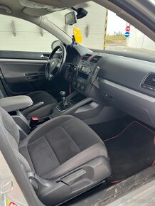 Volkswagen Golf 5 - 9