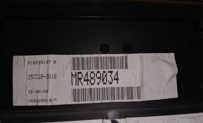 Mitsubishi Carisma  - tachometer - 9