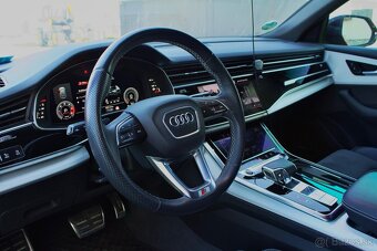 Audi Q8 2021 D+HEV - 9