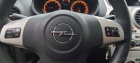 Opel Corsa D 1.2 16V - 9