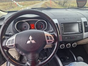 Mitsubishi Outlander 2.2 hdi - 9