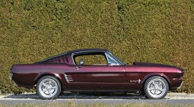 1966 FORD MUSTANG FASTBACK V8 AUTOMATIC SHOW CAR - 9