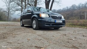 Lancia Voyager 2.8 l Diesel (2012) - 9