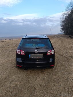 Volkswagen Golf 5 Plus 2.0 TDI - 9