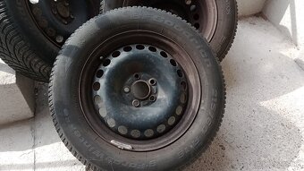 6 ročné pneumatiky BF Goodrich na diskoch 215/60 R16 - 9